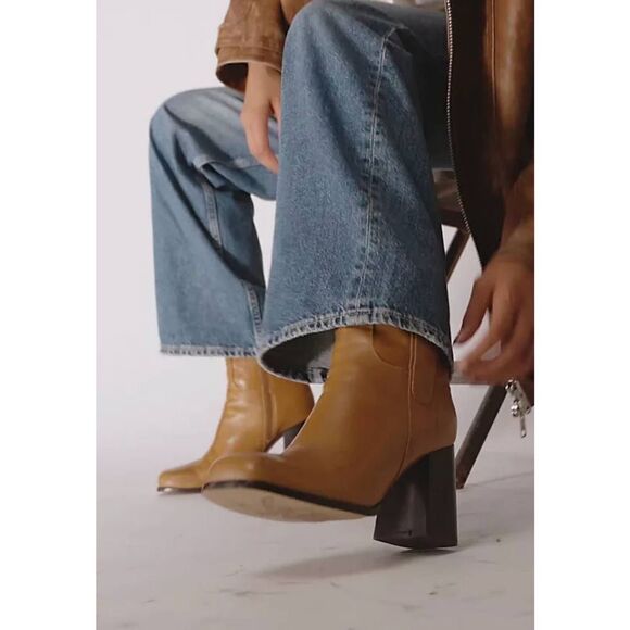 FREE PEOPLE Naomi Ankle Boot Size 37 - Picture 1 of 2